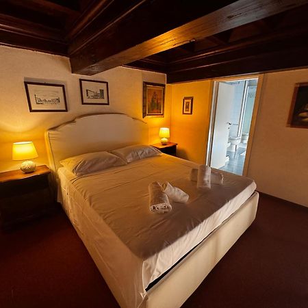 Suite Brunelleschi Florence - 14Th Century Suite Just 120 Steps From Cathedral - Intero Appartamento Extérieur photo